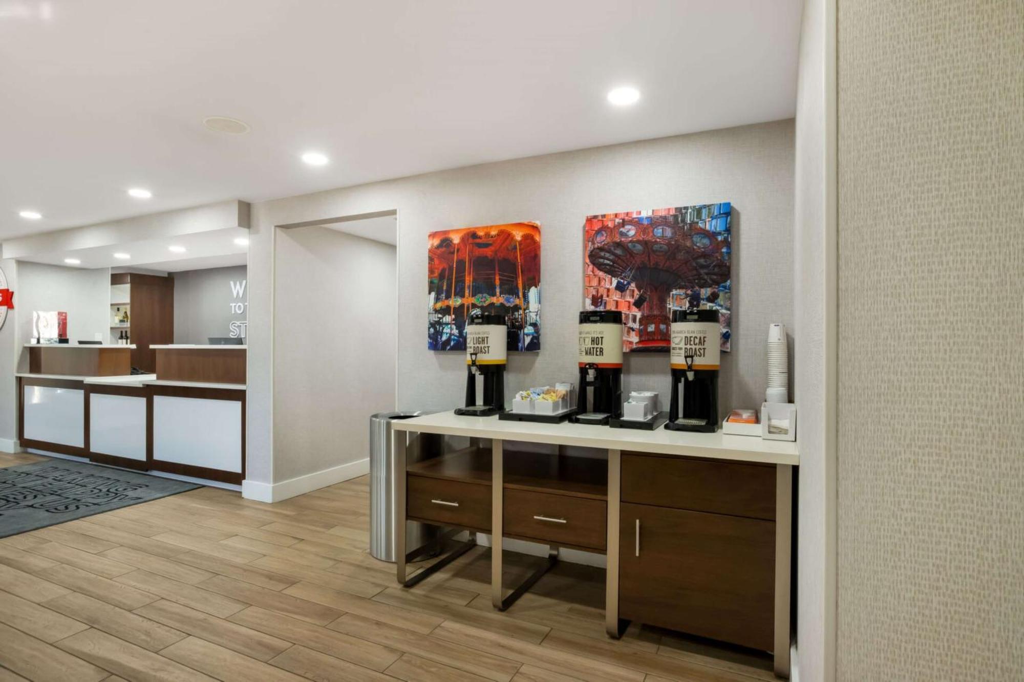Hampton Inn Philadelphia/Willow Grove Εξωτερικό φωτογραφία